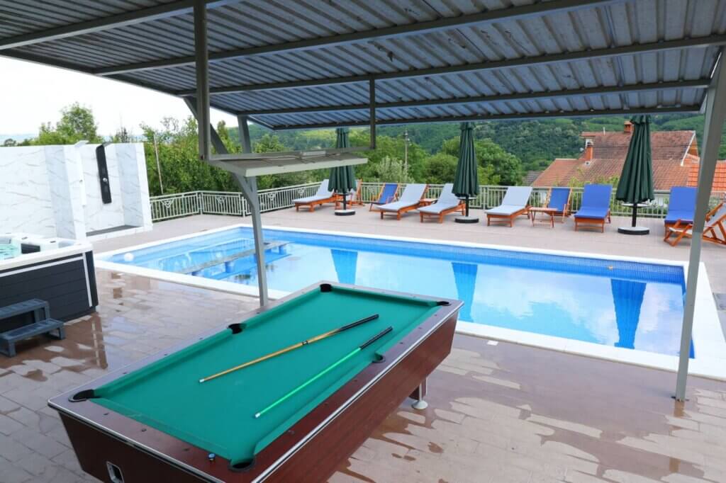 Indoor pool kosmaj 4