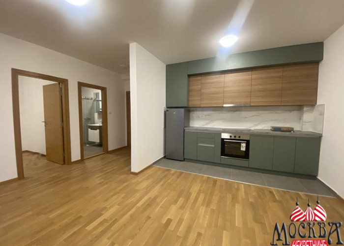 IZDAJE SE NOV jednoiposoban stan od 45m2 kod Hotel Morave