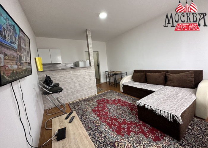 IZDAJE SE namešten jednoiposoban stan od 40m2 kod Medicine rada