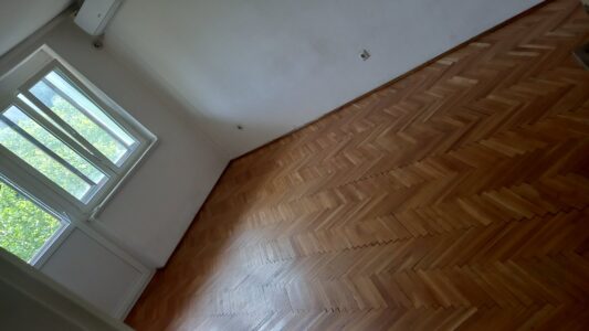 Izdajem stan na Novom Beogradu