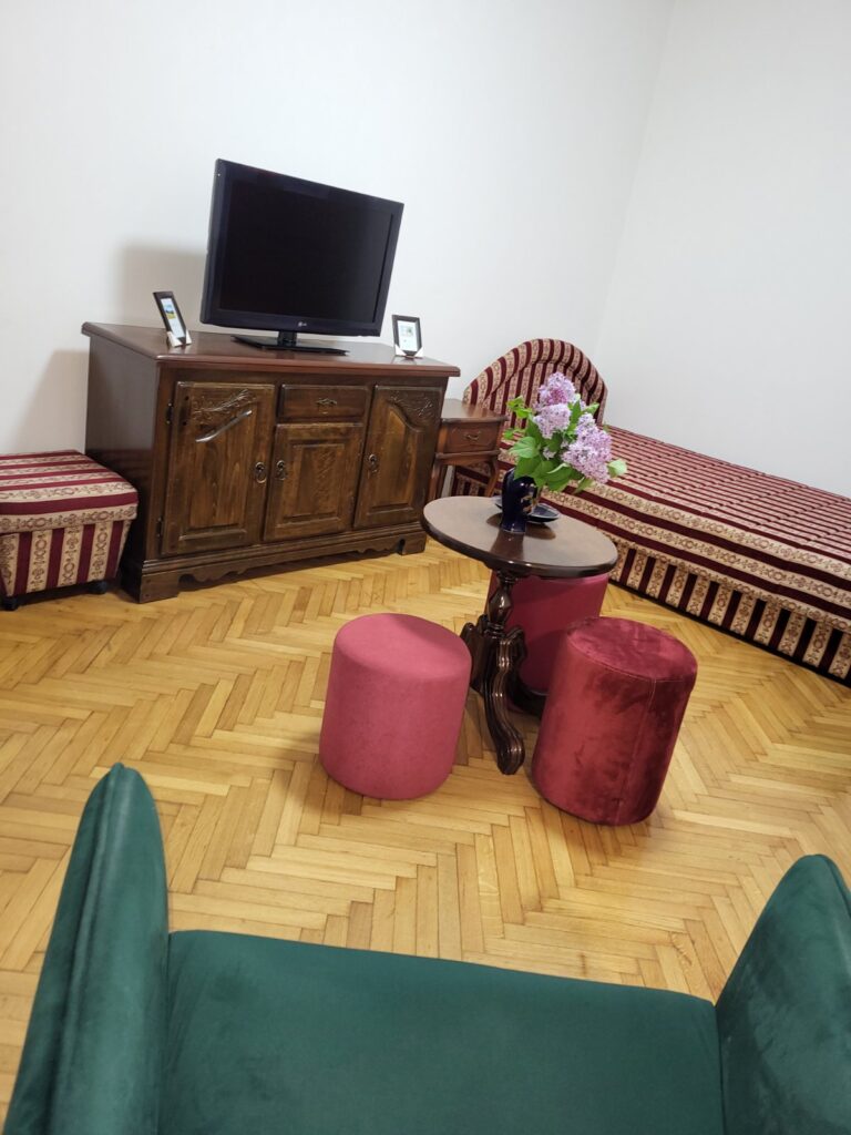 Izdajem stan u Vojislava Ilića 98, I sprat